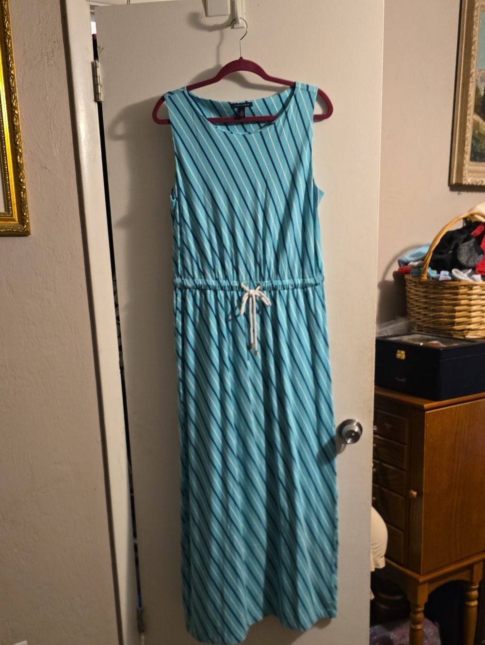 Large L Tommy Hilfiger Striped Ling Dress